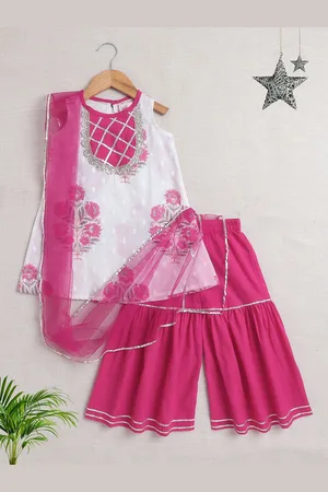 The Magic Wand Girls Floral Printed Gotta Patti Pure Cotton Kurta with Palazzos & Dupatta