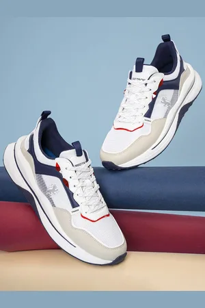 Red Tape Men Colourblocked Sneakers