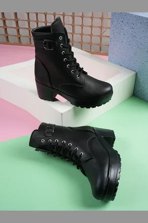 Walkfree Women Mid-Top Block-Heeled Boots
