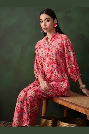 Sangria Pink Floral Printed Mandarin Collar Three-Quarter Sleeves Shirt With Trouser