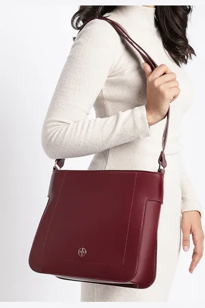 IRTH Women Solid Shoulder Bag