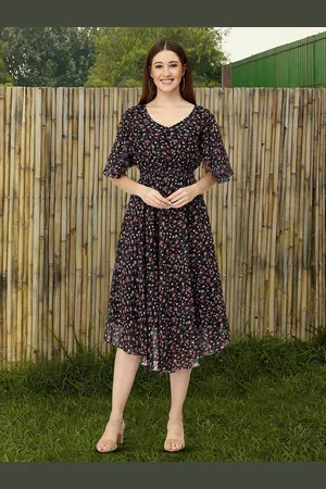 MISS AYSE Women Cotton Floral Printed Flared Sleeves V-Neck Fit & Flare Dress