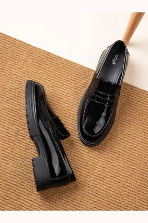 Styli Men Faux Leather Chunky Loafers