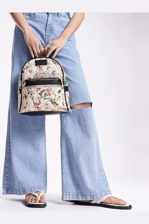Mast & Harbour Women Floral Printed Backpack