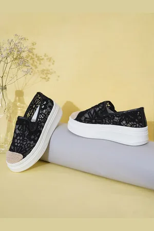 THE WHITE POLE Women Woven Design Loafers