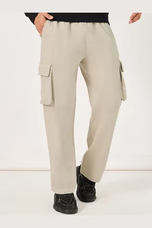 Styli Men Solid Oversized Fit Cargo Jogger