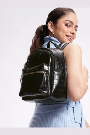 Mast & Harbour Women Animal Textured Backpack