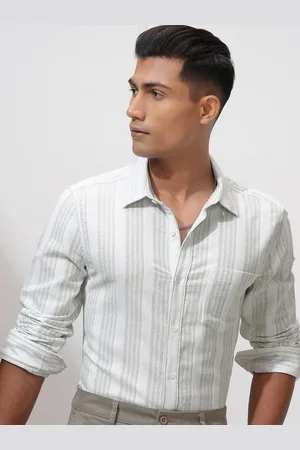 LocoMotive Men Striped Casual Shirt
