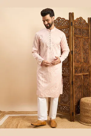 SWAGG INDIA Floral Embroidered Mandarin Collar Thread Work Straight Kurta