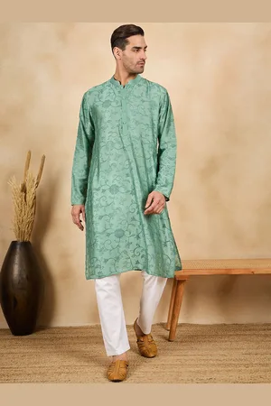 SWAGG INDIA Floral Embroidered Mandarin Collar Thread Work Straight Kurta
