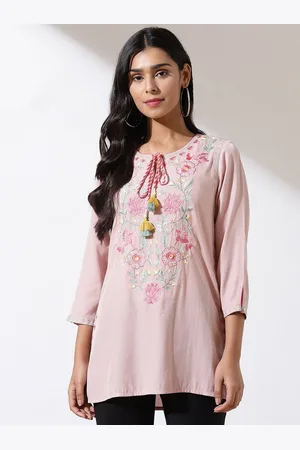 Lakshita Women Embroidered Tunic
