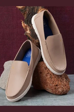 Mast & Harbour Men Colourblocked Loafers