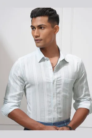 LocoMotive Men Striped Casual Shirt