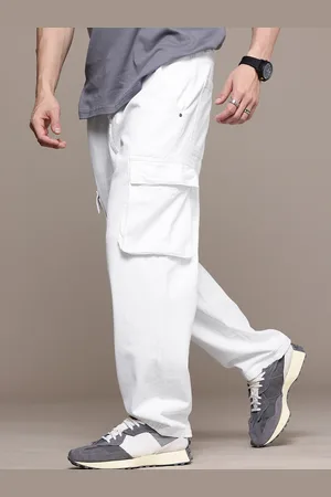 WROGN Men Relaxed Fit Pure Cotton Cargo Jeans