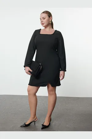 Trendyol Plus Size Square Neck Bodycon Dress