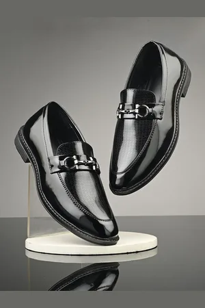 HERE&NOW Men Textured Leather Formal Loafers