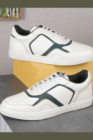 Metro Men Solid Lace-Ups Regular Sneakers