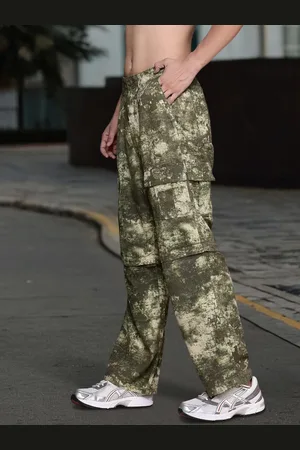 Roadster The Lifestyle Co. Cotton Camouflage Printed Loose Fit Cargo Style Trousers