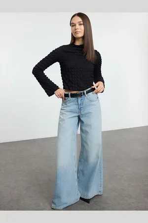 Trendyol Women High Neck Fitted Crop Top