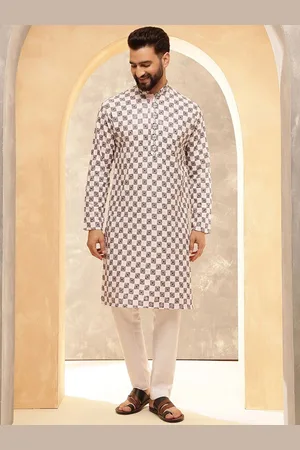 SOJANYA Floral Embroidered Mandarin Collar Straight Kurta With Pyjamas