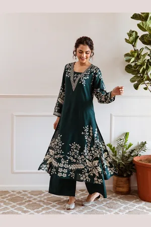 Ishin Women Floral Printed Regular Kurta with Palazzos