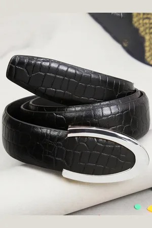 PELUCHE Men Textured Leather Belt