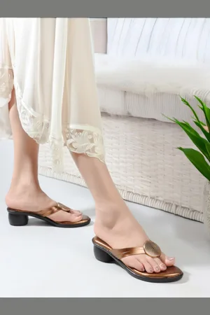 Mast & Harbour Women Block Sandals