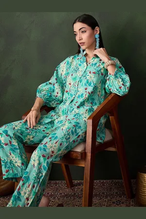 Sangria Green Floral Printed Mandarin Collar Three-Quarter Sleeves Shirt With Trouser
