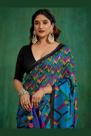 Sangria Women Geometric Printed Saree With Blouse Piece