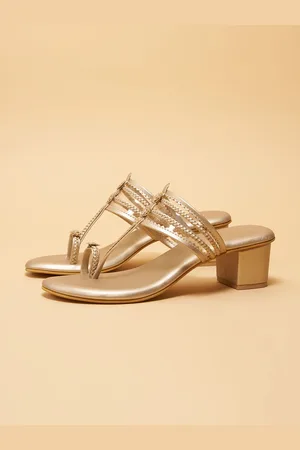 ERIDANI Women Block Heel Kolhapuri Sandals