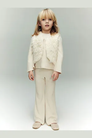 H&M Fluffy Gilet