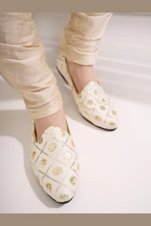 FAUSTO Men Embellished Slip-On Mojaris