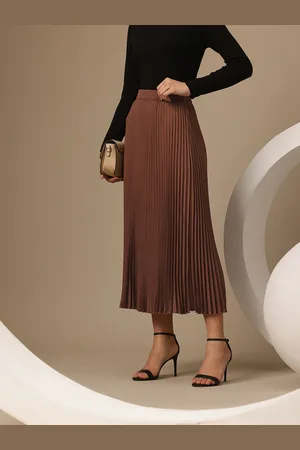 Chemistry Women Accordion Pleated Maxi Skirt