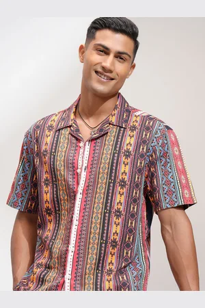 LocoMotive Men Printed Cuban Collar Relaxed Shirt