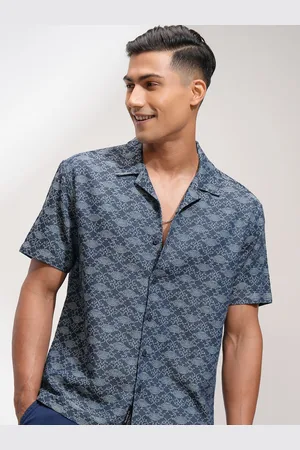 LocoMotive Men Washed Dobby Textured Striped Mandarin Collar Casula Shirt