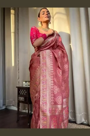 Kalini Women Ethnic Motifs Zari Saree With Blouse Piece