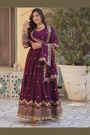 JATRIQQ Women Embroidered Gown With Dupatta