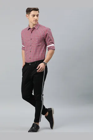 IVOC Men Red & Black Checked Slim Fit Formal Shirt