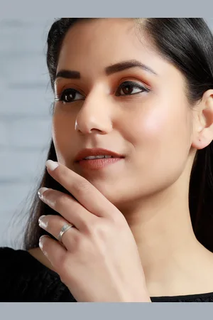 Priyaasi Silver-Plated 925 Sterling Silver Adjustable Finger Ring