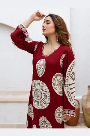 Ishin Ethnic Motifs Printed Sequinned Straight Kurta With Palazzos