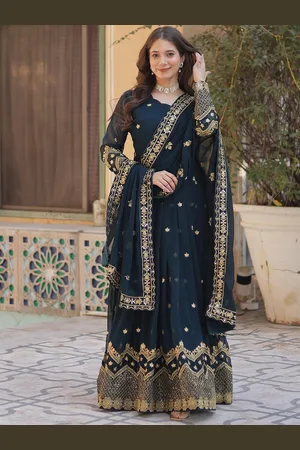 JATRIQQ Women Embroidered Gown With Dupatta