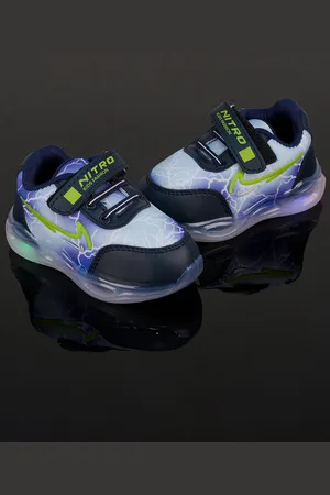 FEETWELL Kids Round Toe LED Sneakers