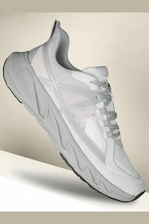 Cult Men Light Grey Traverse Running Shoes