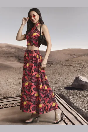 DressBerry Women Tropical Printed Smocked Top with Skirt Co-Ord Set
