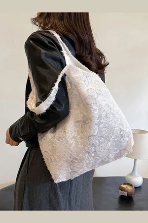 Stylecast Women Floral Printed Structured Shoulder Bag