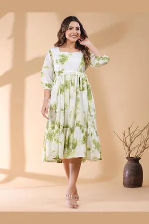 Janasya Women White & Green Pure Cotton Tie & Dye Tiered Dress