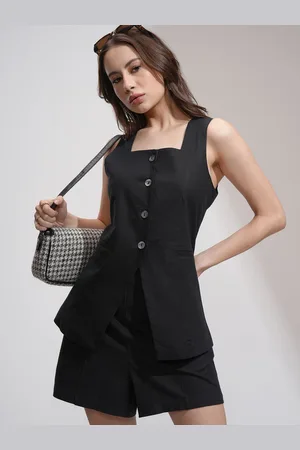 Tokyo Talkies Women Solid Waistcoat & Shorts Co-Ord Set