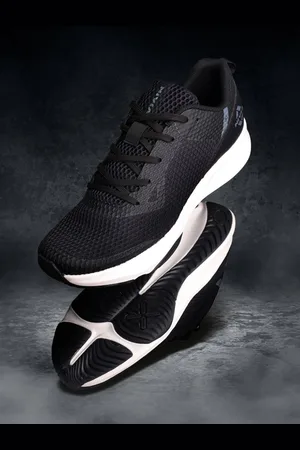 NIVIA Men Hawks 2.0 Training Shoe