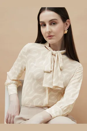 Lifestyle Women Print Tie-Up Neck Top