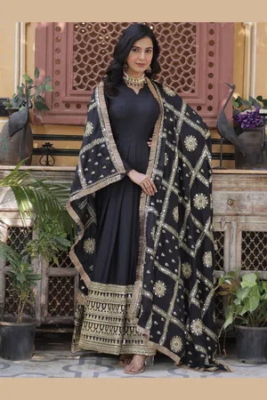 JATRIQQ Embroidered Georgette Gown With Dupatta